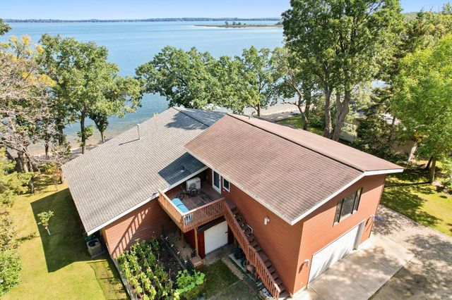 23093 Roosevelt Beach Lane, Detroit Lakes, MN 56501