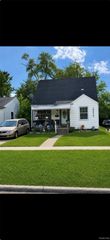 19411 Harlow Street, Detroit, MI 48235