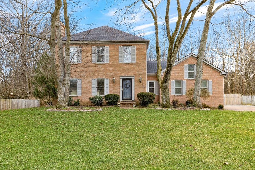 1267 Ascot Ln, Franklin, TN 37064