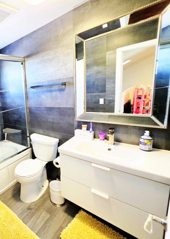 320 SE 2ND Avenue B4, Deerfield Beach, FL 33441