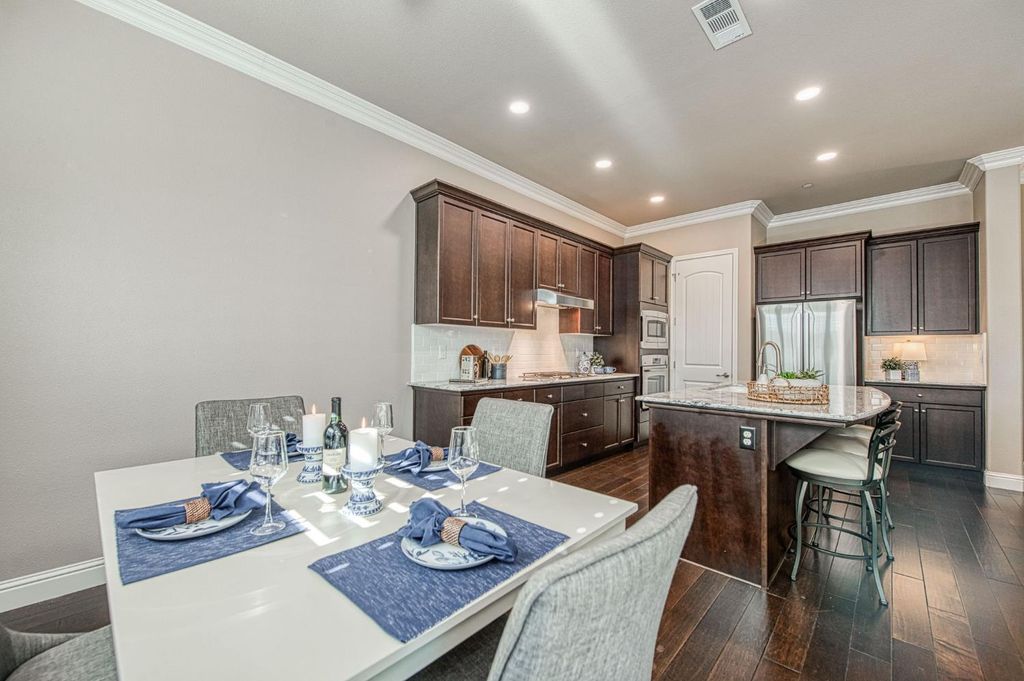 Image 19 of property listing at 2157 W Juliet Way, Fresno, CA 93711