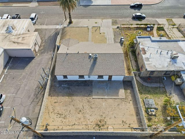 4827 EL PORTAL Drive, El Paso, TX 79903