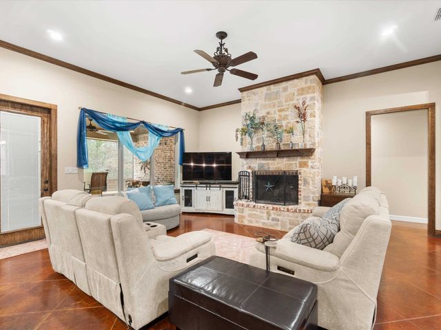 287 Bralan Drive, Diana, TX 75640