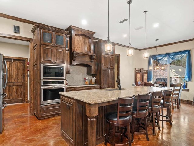 287 Bralan Drive, Diana, TX 75640