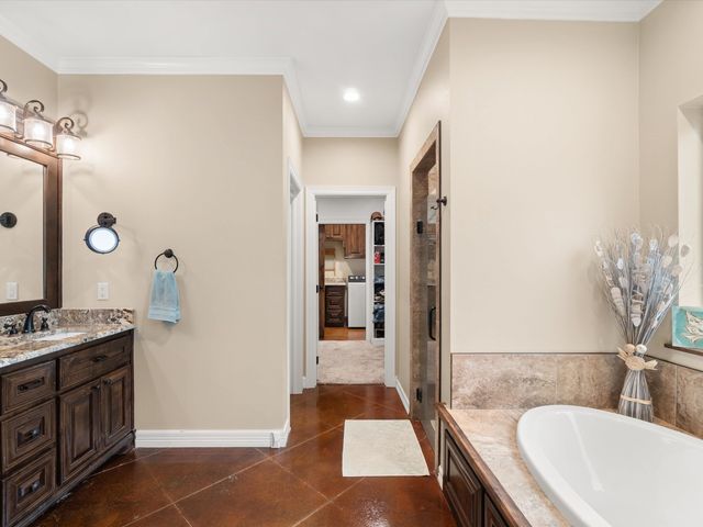 287 Bralan Drive, Diana, TX 75640