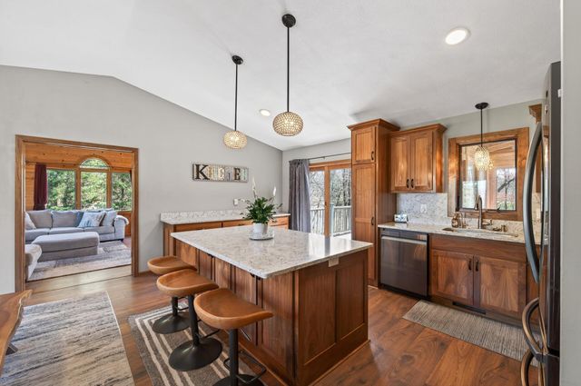 2636 226th Lane NE, Cedar, MN 55011