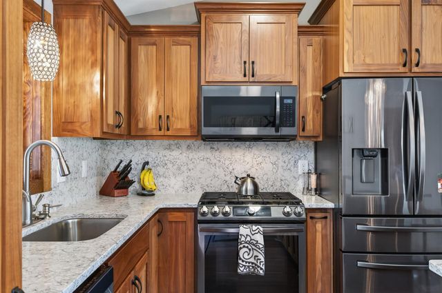 2636 226th Lane NE, Cedar, MN 55011