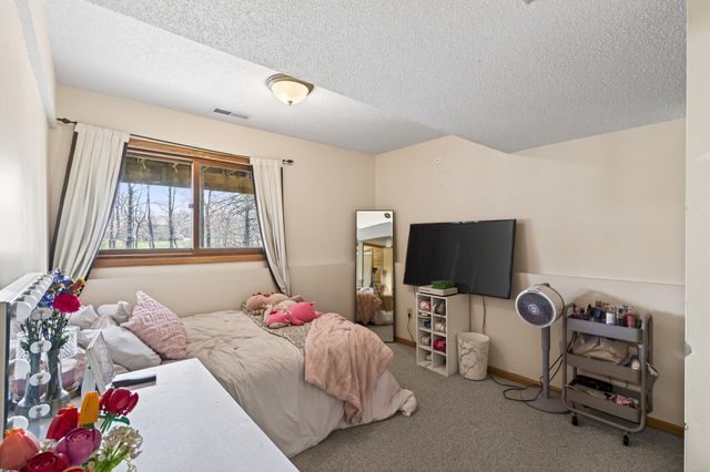 2636 226th Lane NE, Cedar, MN 55011