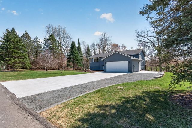 2636 226th Lane NE, Cedar, MN 55011