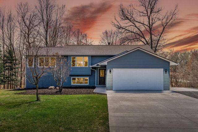 2636 226th Lane NE, Cedar, MN 55011
