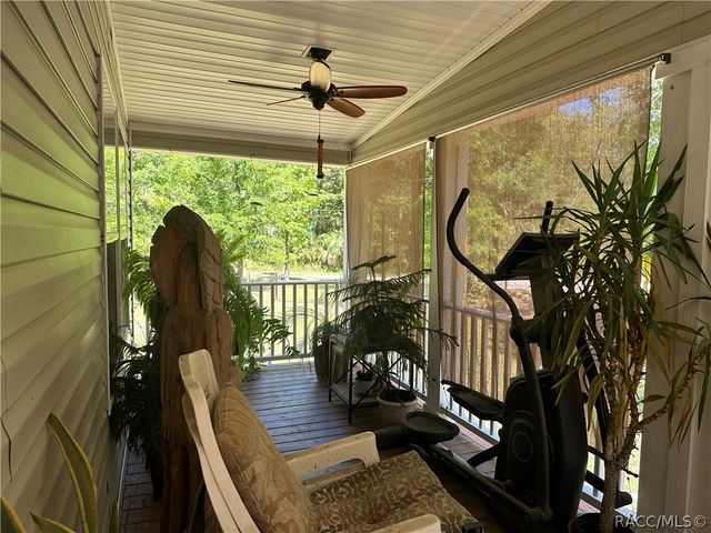 462 S Dew Plant Point, Crystal River, FL 34429