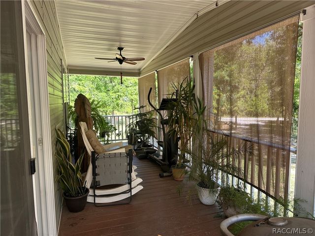 462 S Dew Plant Point, Crystal River, FL 34429