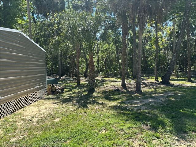 462 S Dew Plant Point, Crystal River, FL 34429