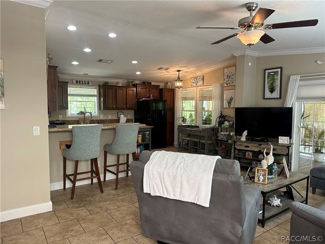 462 S Dew Plant Point, Crystal River, FL 34429