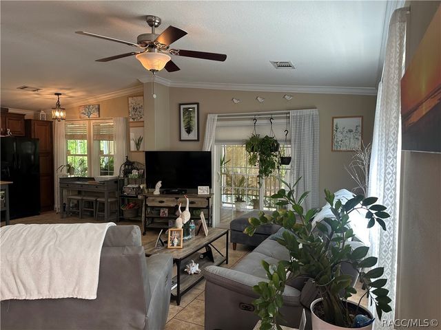 462 S Dew Plant Point, Crystal River, FL 34429