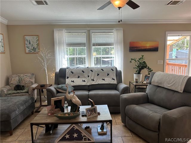 462 S Dew Plant Point, Crystal River, FL 34429