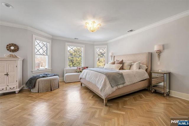 317 Prospect Street, Ridgewood, NJ 07450