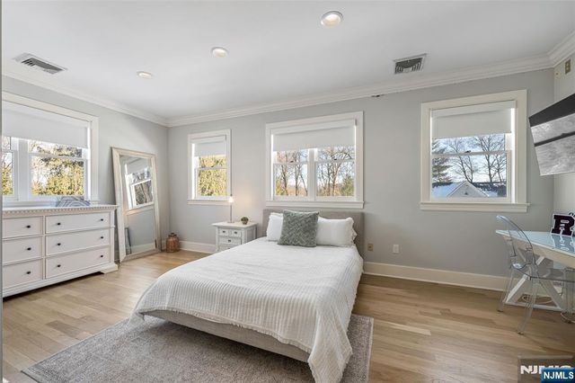 317 Prospect Street, Ridgewood, NJ 07450