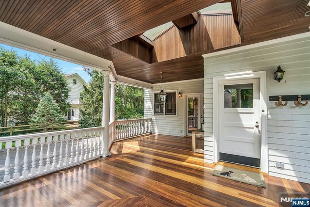 317 Prospect Street, Ridgewood, NJ 07450