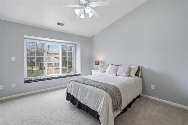 1622 Cherry Blossom Drive, Munster, IN 46321