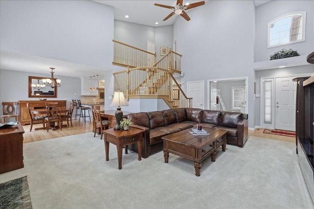 1622 Cherry Blossom Drive, Munster, IN 46321