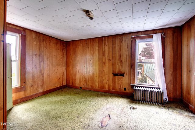 509 East Unaka Avenue, Johnson City, TN 37601