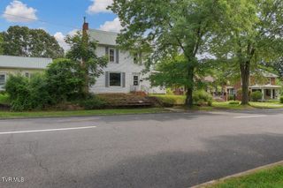 509 East Unaka Avenue, Johnson City, TN 37601
