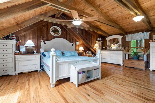 200 Old Log Lick Road, Winchester, KY 40391