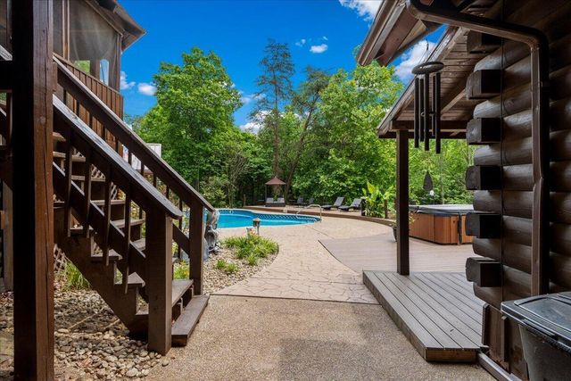 200 Old Log Lick Road, Winchester, KY 40391