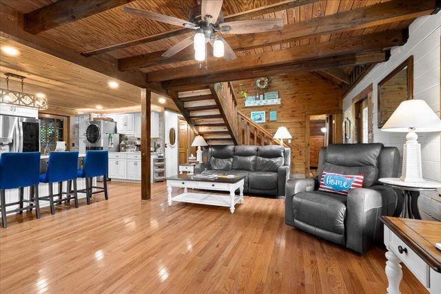 200 Old Log Lick Road, Winchester, KY 40391
