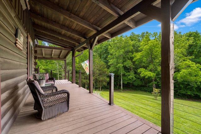200 Old Log Lick Road, Winchester, KY 40391