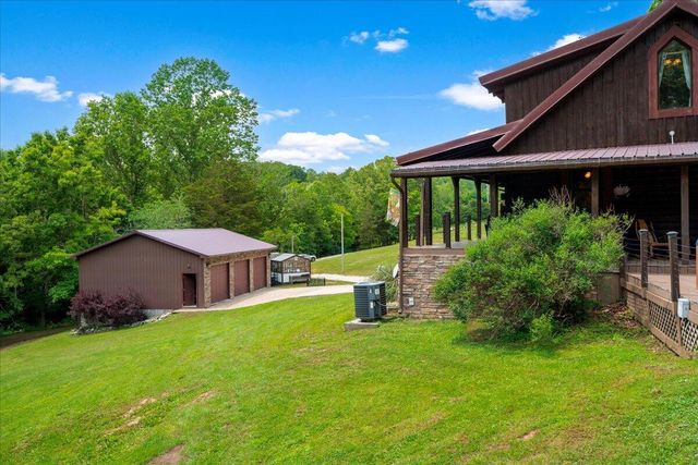 200 Old Log Lick Road, Winchester, KY 40391