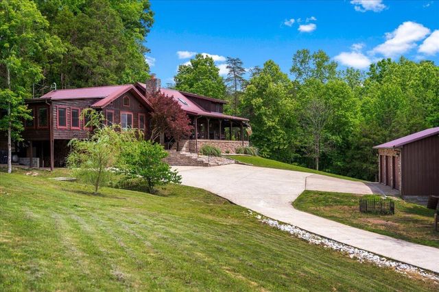 200 Old Log Lick Road, Winchester, KY 40391