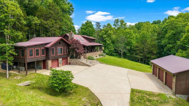 200 Old Log Lick Road, Winchester, KY 40391