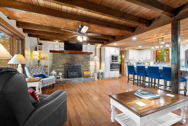200 Old Log Lick Road, Winchester, KY 40391
