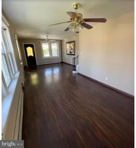 41 HOLLYWOOD AVE, Trenton, NJ 08609