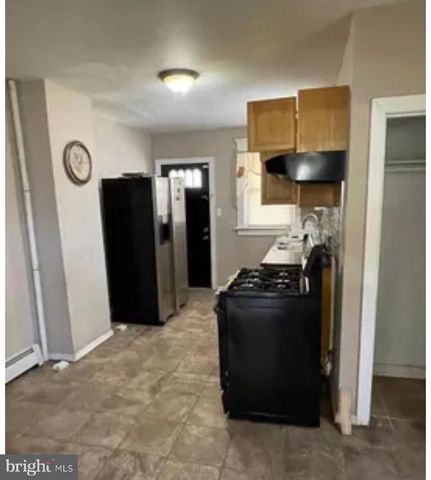 41 HOLLYWOOD AVE, Trenton, NJ 08609