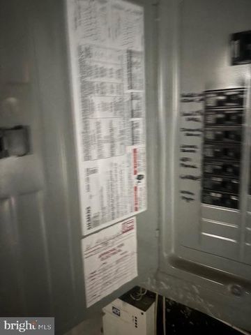 41 HOLLYWOOD AVE, Trenton, NJ 08609