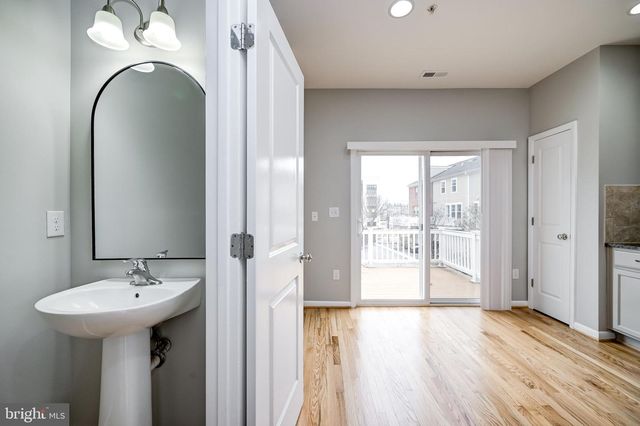 252 HEMINGWAY DR, Gaithersburg, MD 20878