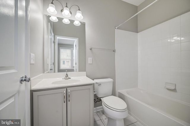 252 HEMINGWAY DR, Gaithersburg, MD 20878