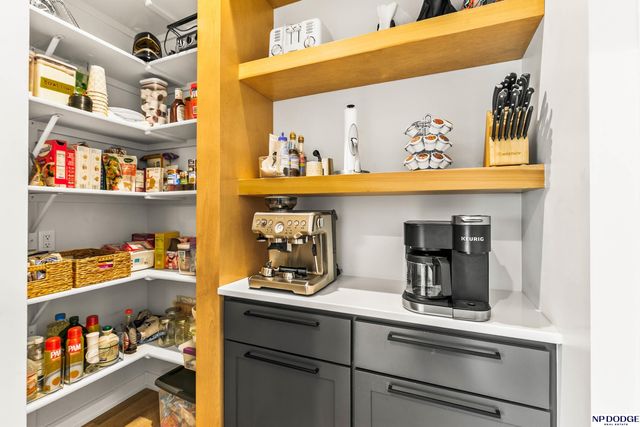 21060 Joseph Street, Elkhorn, NE 68022