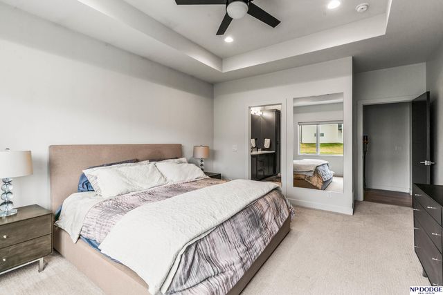 21060 Joseph Street, Elkhorn, NE 68022