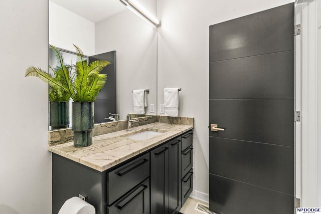 21060 Joseph Street, Elkhorn, NE 68022