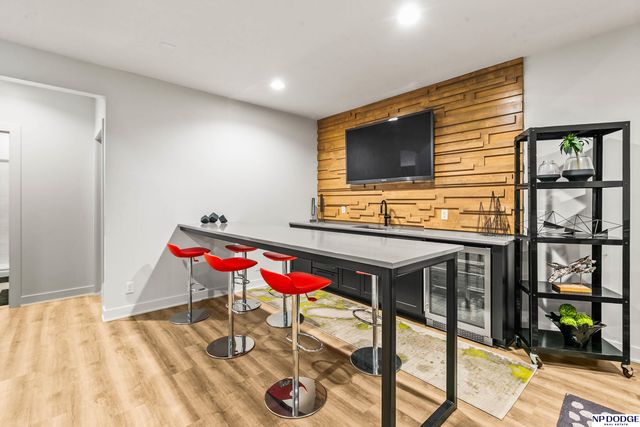 21060 Joseph Street, Elkhorn, NE 68022