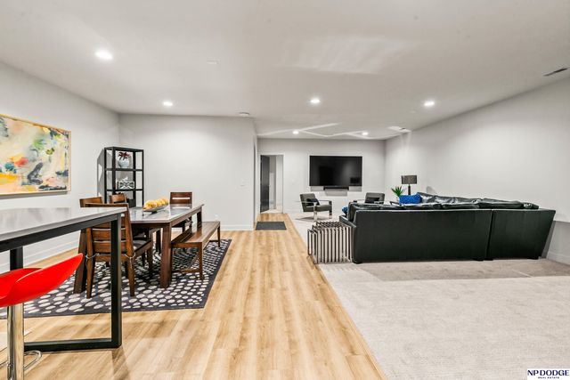 21060 Joseph Street, Elkhorn, NE 68022