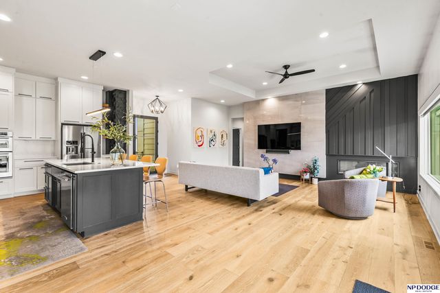 21060 Joseph Street, Elkhorn, NE 68022