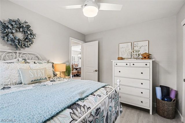 8504 Charter Club CIR 5, Fort Myers, FL 33919