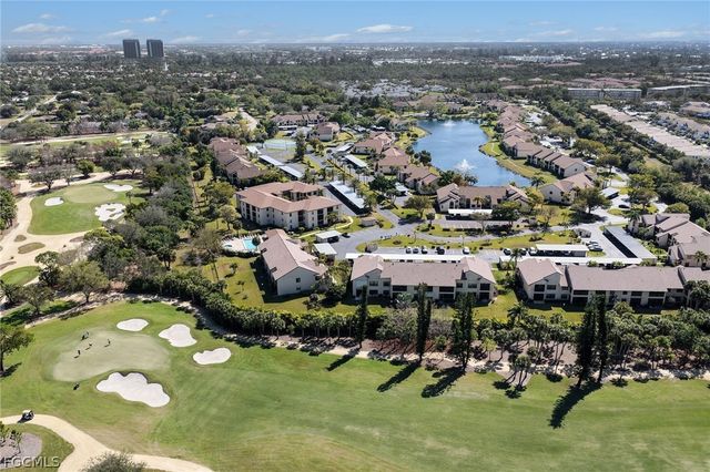 8504 Charter Club CIR 5, Fort Myers, FL 33919