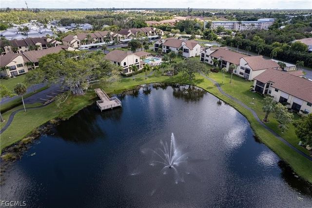 8504 Charter Club CIR 5, Fort Myers, FL 33919