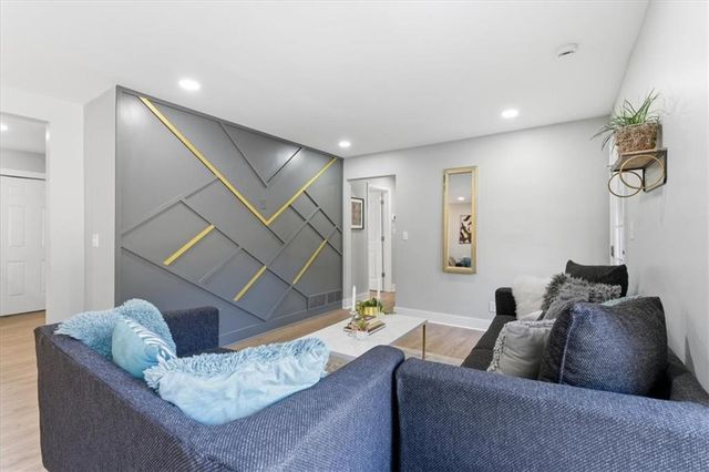 4015 Moffat Court, Decatur, GA 30035